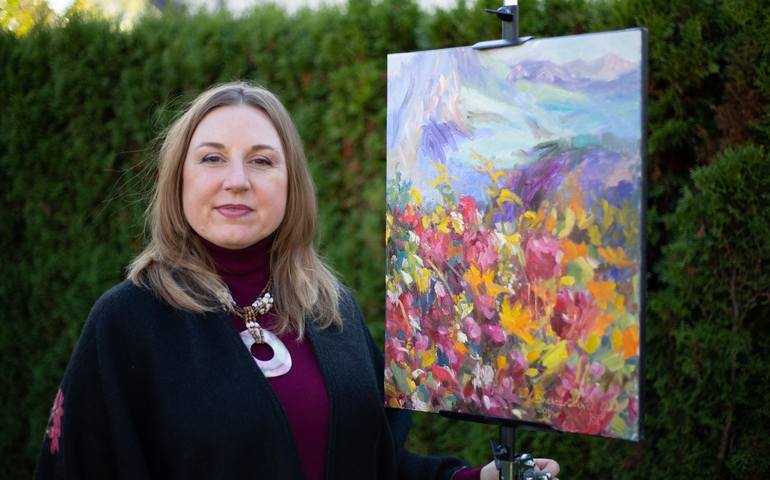 Original Post-impressionism Floral Painting by Anna Shesterikova