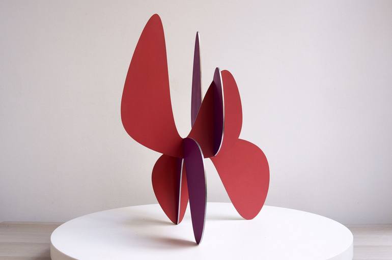 Original Contemporary Abstract Sculpture by Alejandro Vega Beuvrin