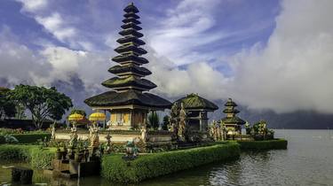 Bali Water Temple thumb