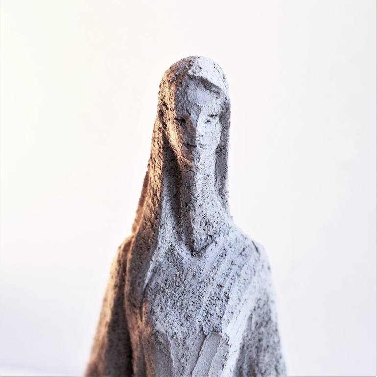 Original Women Sculpture by Deva Dreva