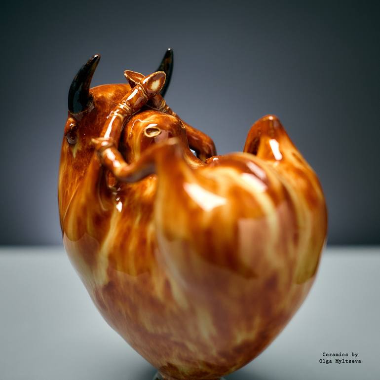 Original Figurative Animal Sculpture by Oly Miltys