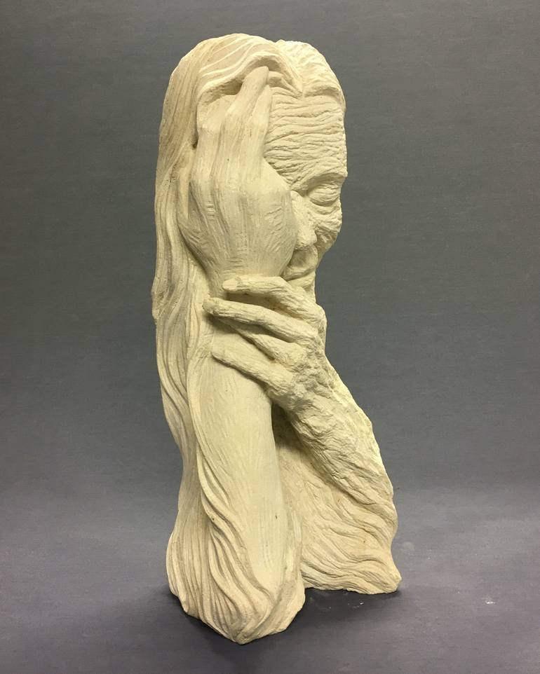 Original Figurative Women Sculpture by Roland Hoeft