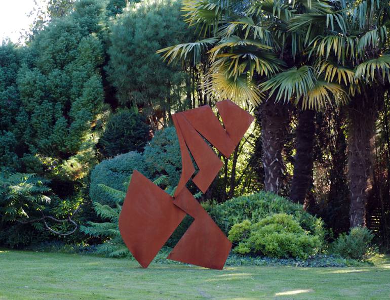 Original Geometric Sculpture by MPCEM sculptor