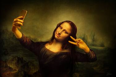 Mona Lisa Selfie with Puckered Lips - Limited Edition of 25 thumb