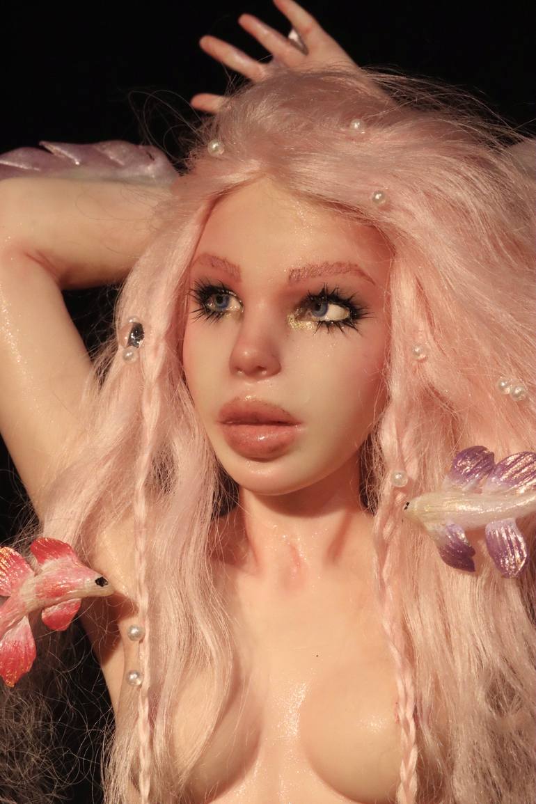 Original Figurative Women Sculpture by Palma Battaglia