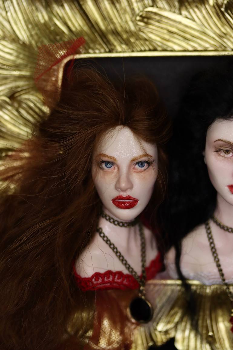 Original Figurative Women Sculpture by Palma Battaglia