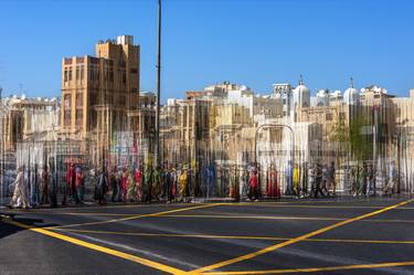 street crossing thumb