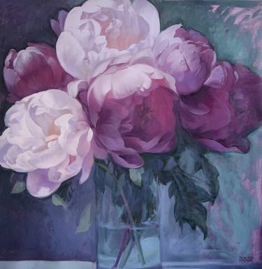 Peony bouquet in a glass vase thumb