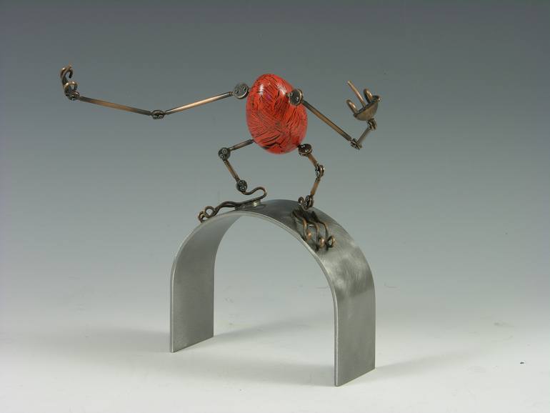 Original Dada People Sculpture by Tomoaki Orikasa