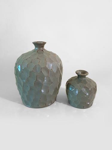 The Oriental Blue Pottery Vase thumb