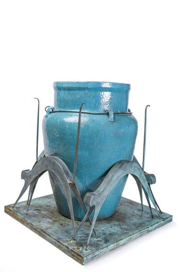 Ceramic Urn Piedestal In Iron Cat Forge - ca.2010 thumb