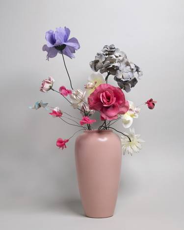 Urban jungle - pink vase - limited edition thumb