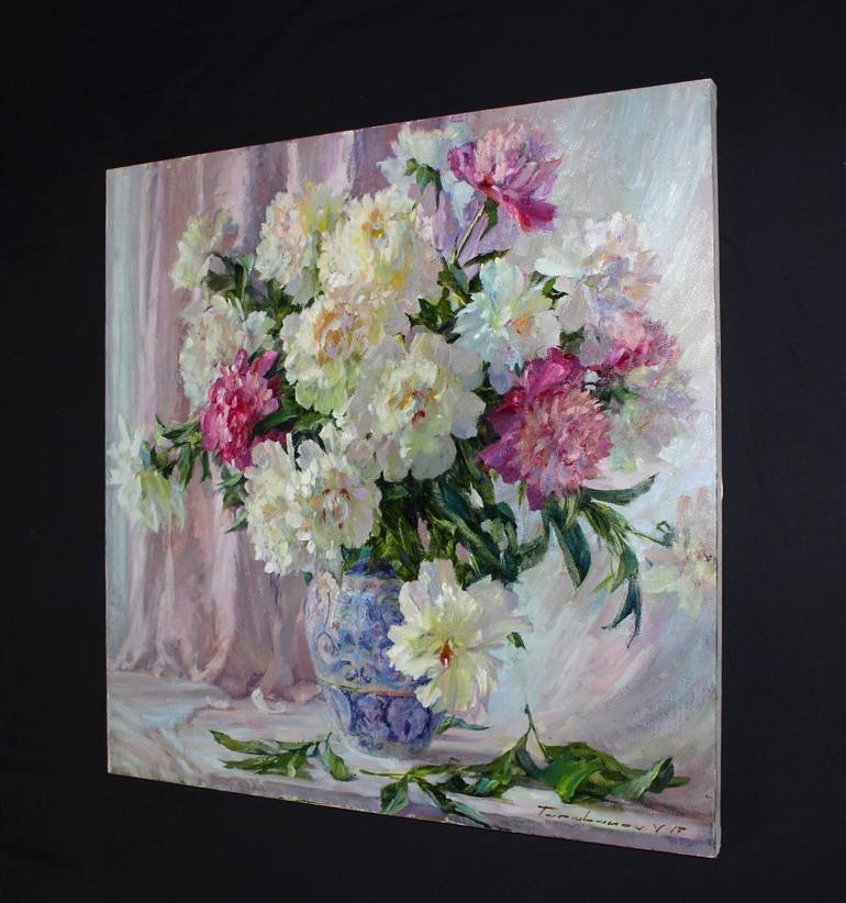 Original Realism Floral Painting by Volodymyr Tarabanov