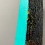 Painted sides and texture detail.