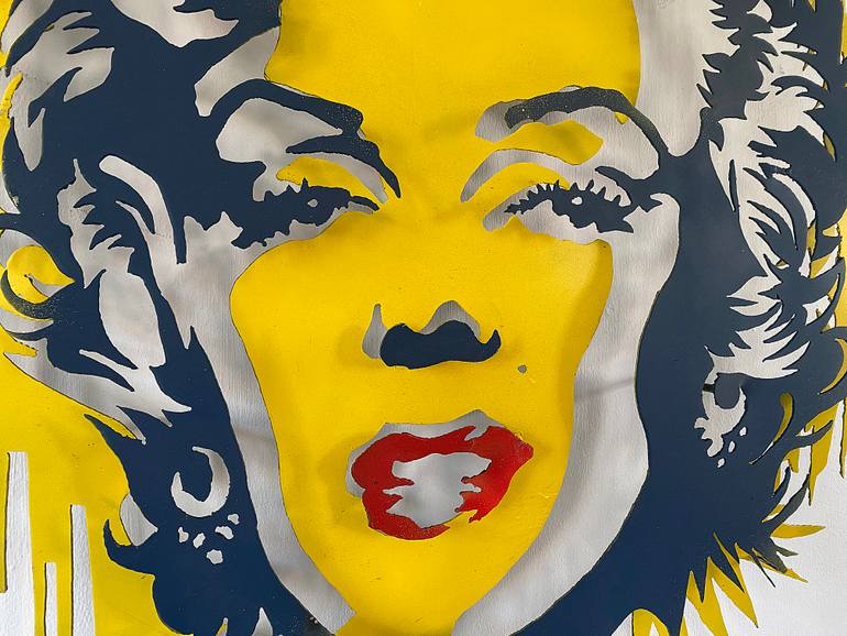 Original Contemporary Pop Culture/Celebrity Sculpture by Frederic Daty