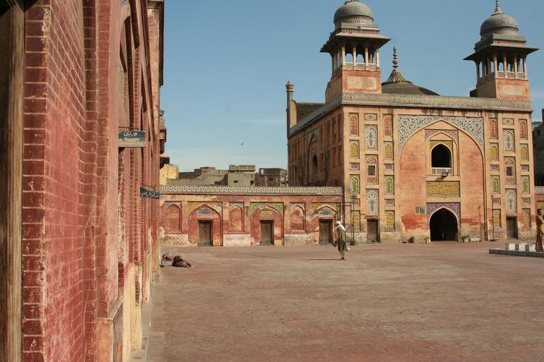 A view of Wazir khan Mosque - Print