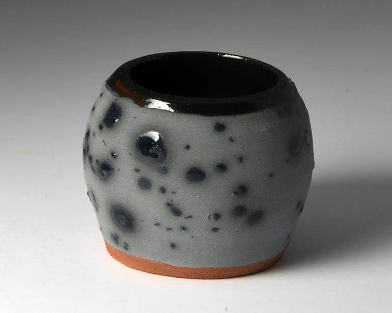 Small Grey Pot with Crystals - Print