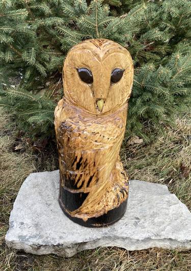 Barn Owl Cottonwood Chainsaw Carving thumb