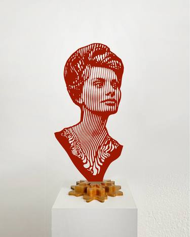 Original Contemporary Pop Culture/Celebrity Sculpture by Marcos Marin