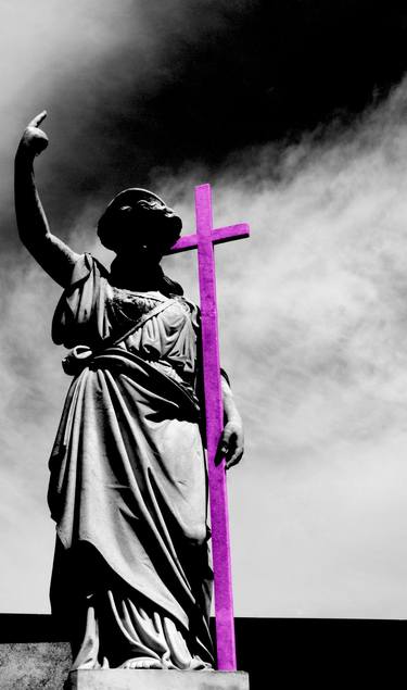 purple cross thumb