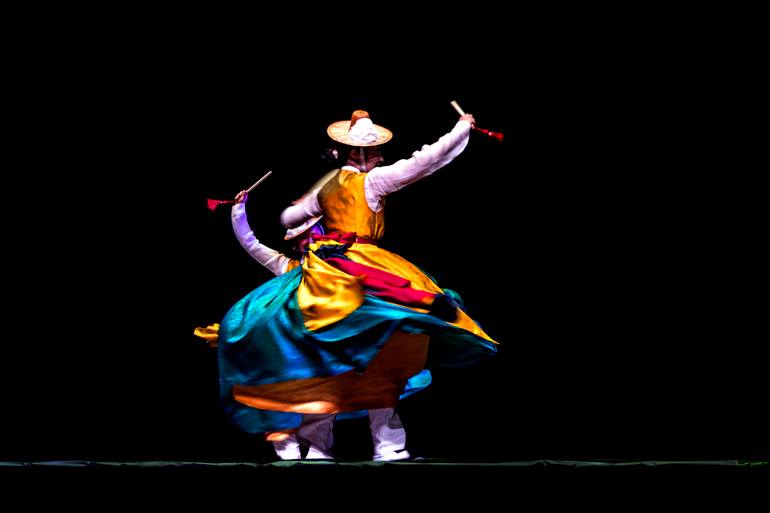 Original Documentary Performing Arts Photography by Loda Choo