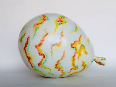 Patterned balloon - White thumb