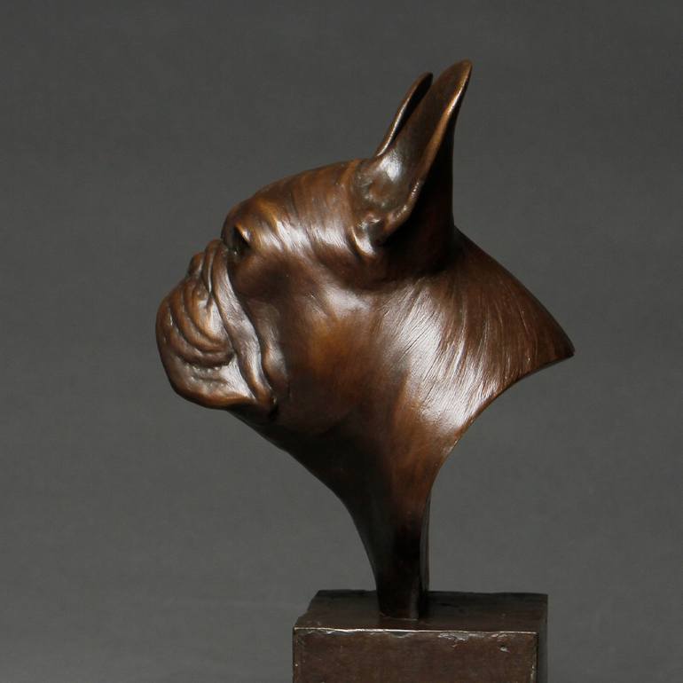 Original Neoclassicism Dogs Sculpture by Fan Yu