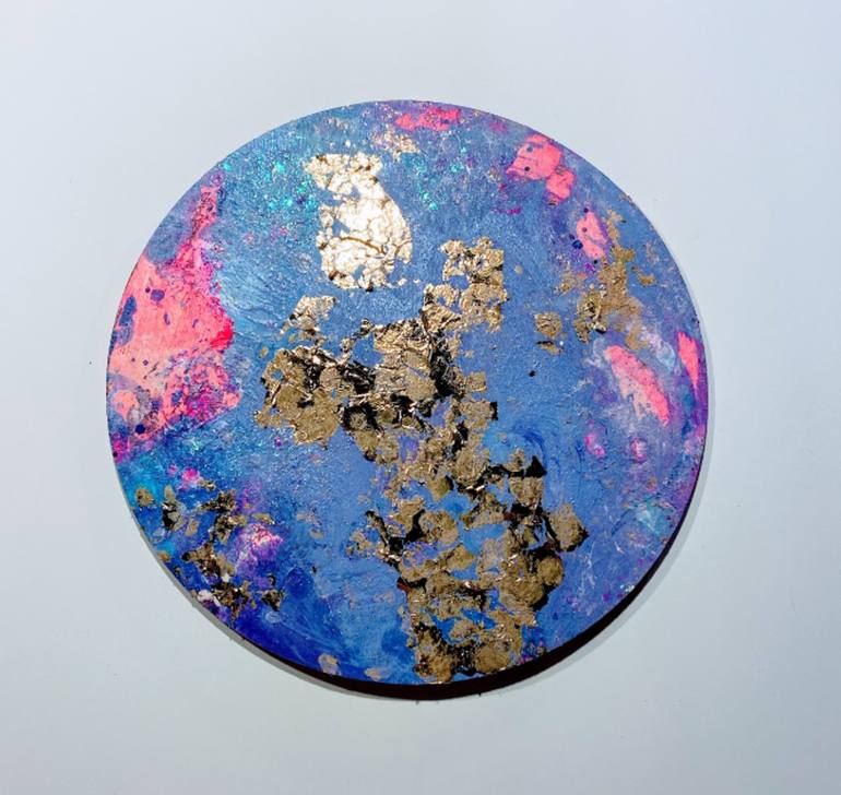 Mixed-Media Circle Art