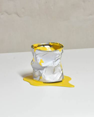 Le vieux pot de peinture jaune - 323 thumb