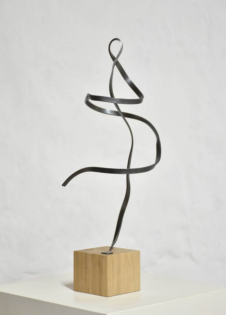 Original Contemporary Body Sculpture by Yannick Bouillault