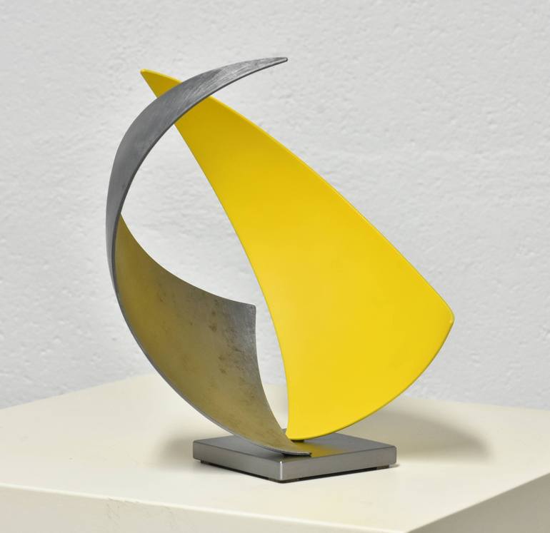 Original Minimalism Love Sculpture by Yannick Bouillault