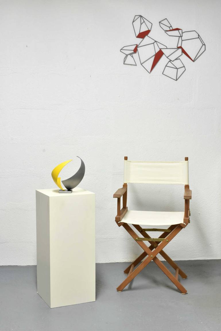 Original Minimalism Love Sculpture by Yannick Bouillault