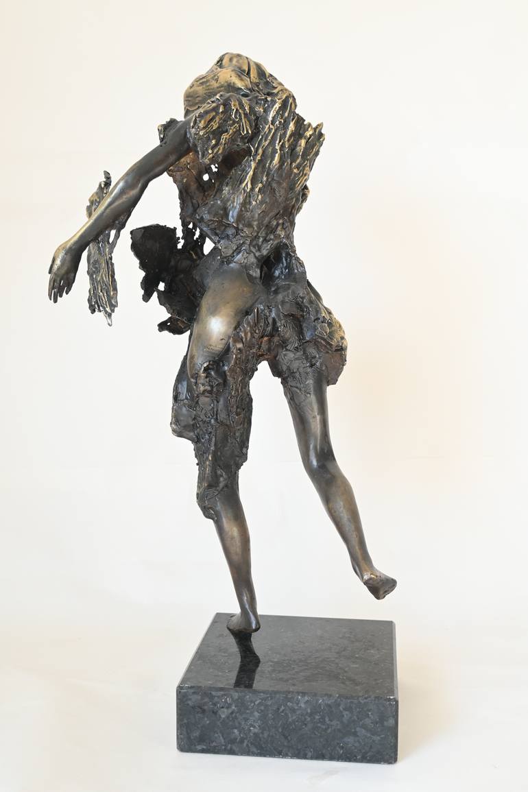 Original Figurative Women Sculpture by Mark Boichev