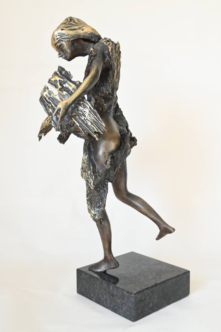 Original Figurative Women Sculpture by Mark Boichev