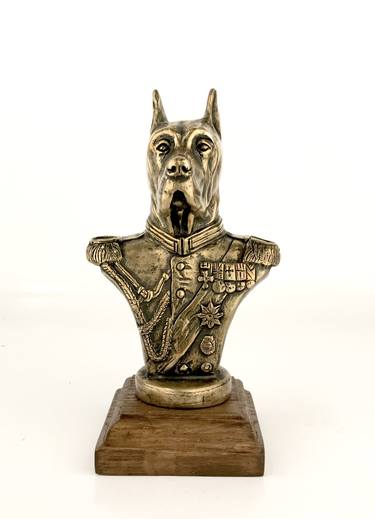 Bronze bust of Great Dane thumb