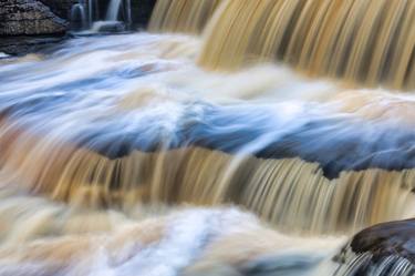 Yorkshire Dales, Aysgarth Falls Close Up thumb