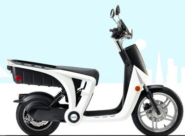 Various varieties of Electric Scooters Available | Coolpeds thumb