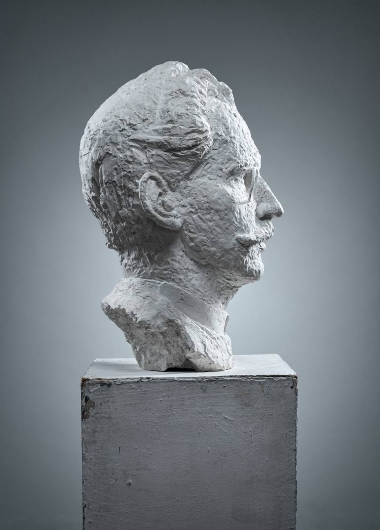 Original Figurative People Sculpture by Marta Cierluk