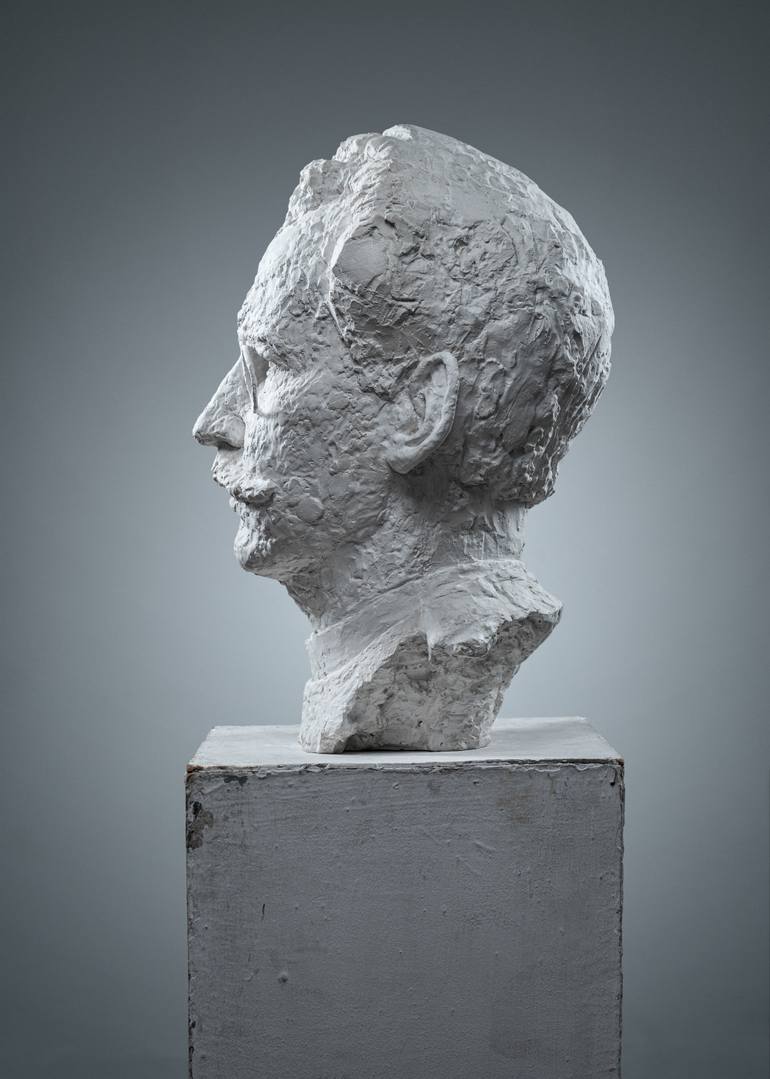 Original Figurative People Sculpture by Marta Cierluk