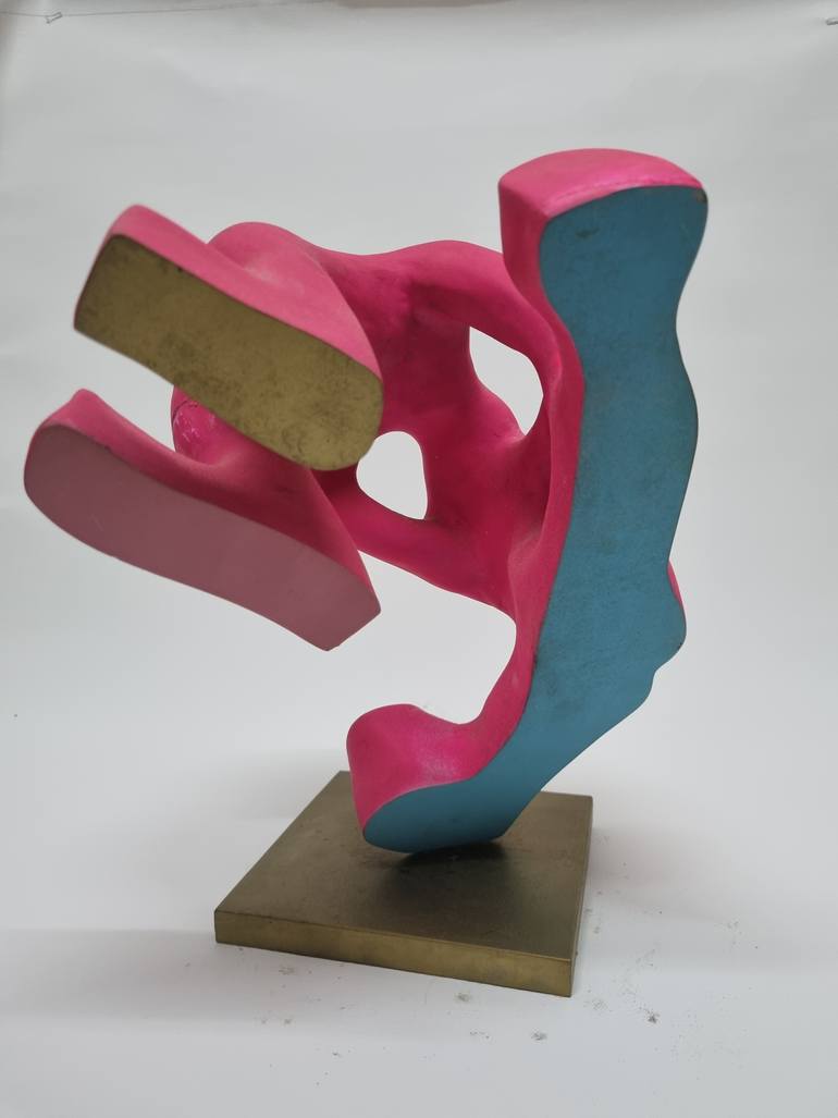 Original Dada Other Sculpture by Eduardo Romaguera