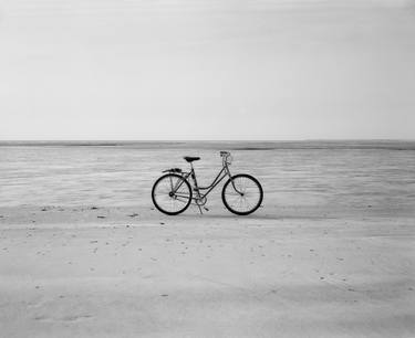The Bike at Niafourang's beach - Kabadio - Limited Edition of 10 thumb