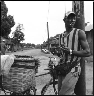 The fish seller - Kabadio - Senegal thumb