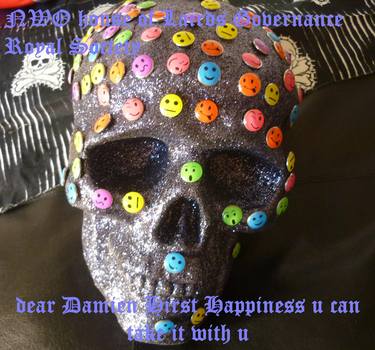 dear Damien Hirst happiness u can take it with u /NWO house of Lairds Global Governance Royal Society thumb