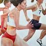 The painting depicts running sports competitions. I was inspired by the memories of athletics that I practiced in childhood.