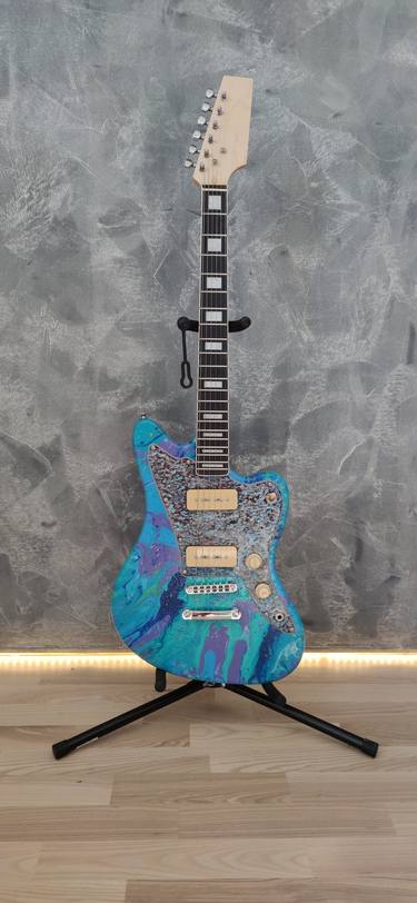 Unique piece of art "A'Kaz Electric guitar JA-Style" thumb