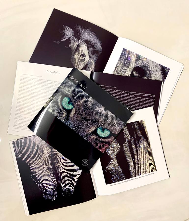 Original Figurative Animal Mixed Media by Roberta Diazzi