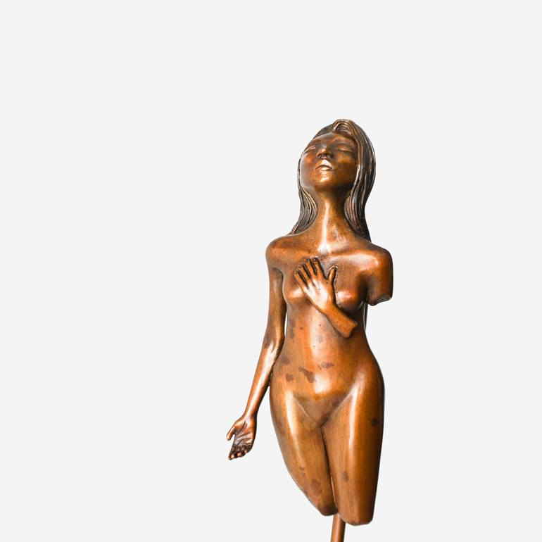 Original Women Sculpture by Elsa Munoz