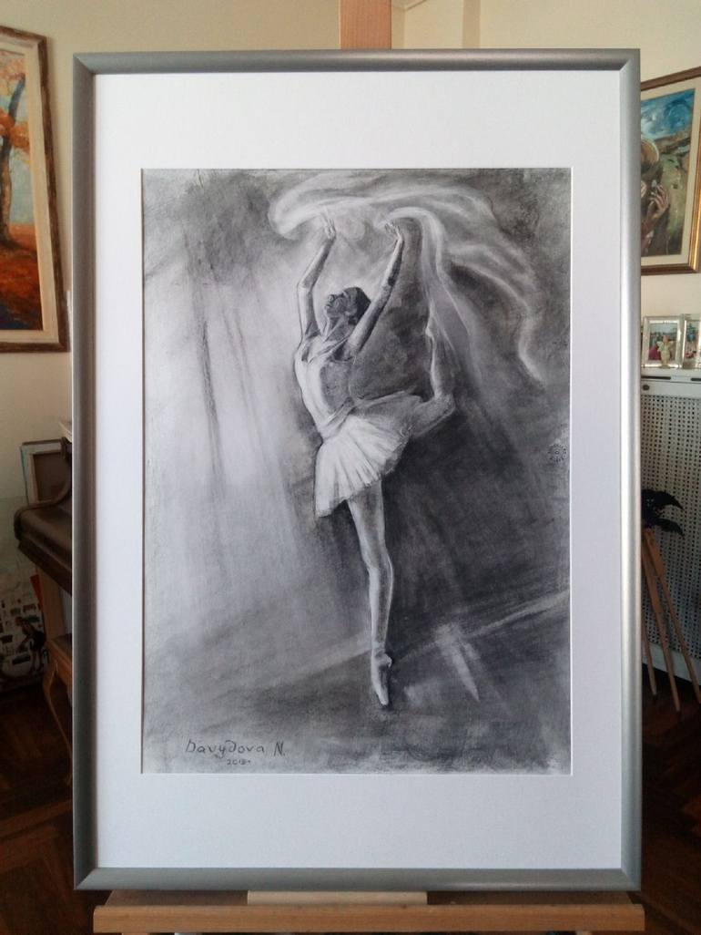 Original Figurative Women Drawing by Natalia Davydova