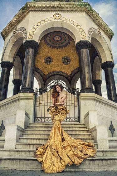 Golden flower in the German fountain of Istanbul. - Limited Edition of 15 thumb