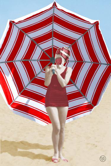 The woman with a parasol thumb